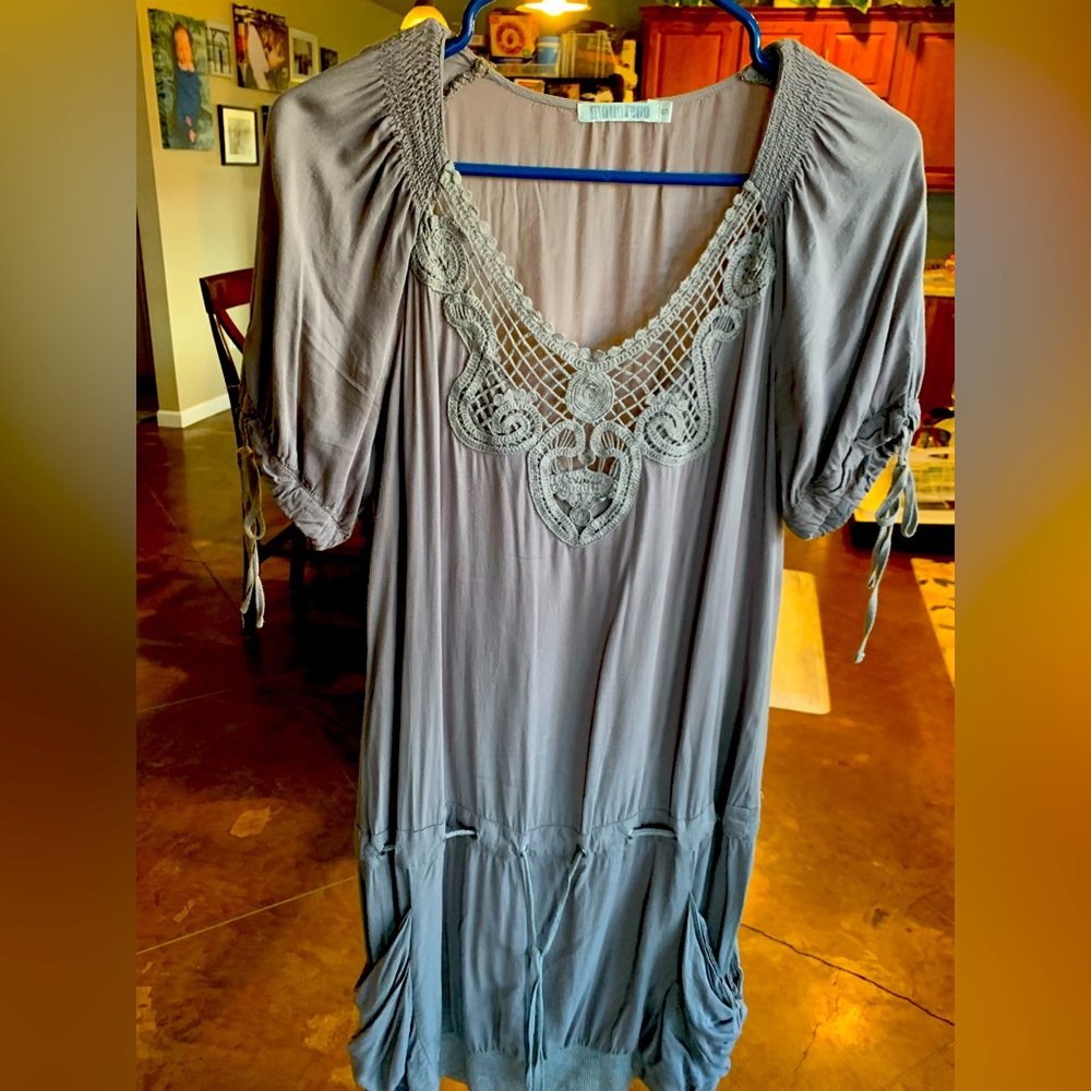 Boutique Dress with Beautiful Lace Neckline